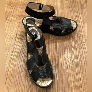 Fly London US 7.5, 8 - EUR 38 Black Yair Platform Wedge Sandal, VG Clean